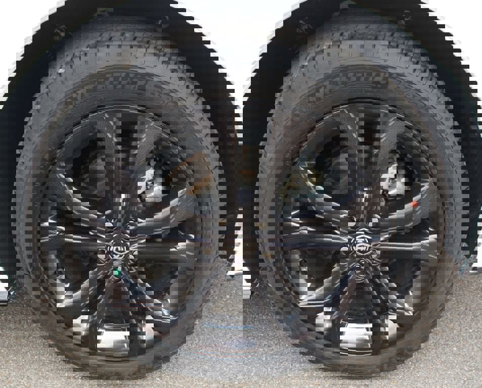 Used 2025 Toyota Sienna XSE w/ XSE Premium Package image 27