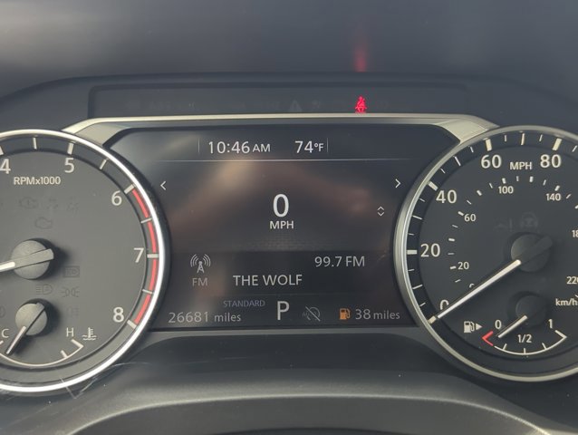 Used 2025 Nissan Rogue SV w/ SV Premium Package image 12