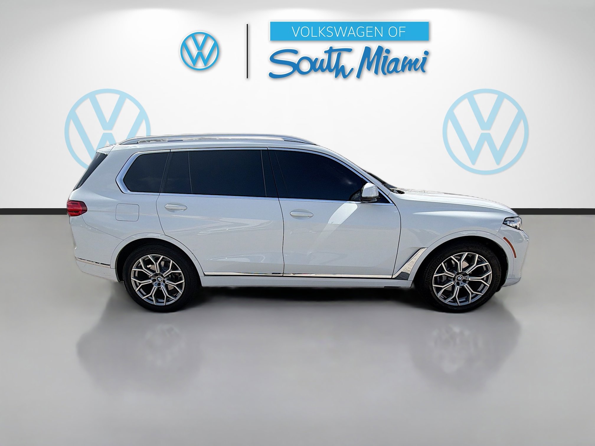 Used 2021 BMW X7 xDrive40i image 8