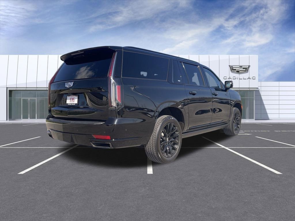 Used 2023 Cadillac Escalade ESV Sport Platinum w/ LPO, ONYX Package image 8