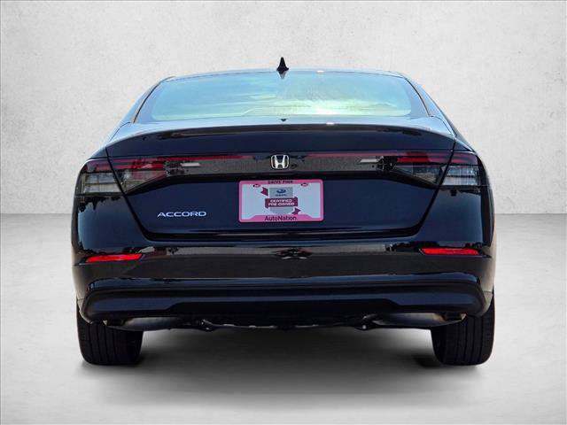 Used 2025 Honda Accord SE image 4