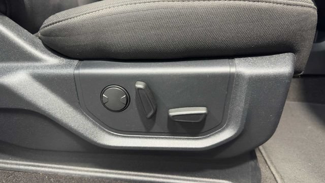 Used 2019 Ford F150 XLT w/ Equipment Group 302A Luxury AWD/4WD image 15