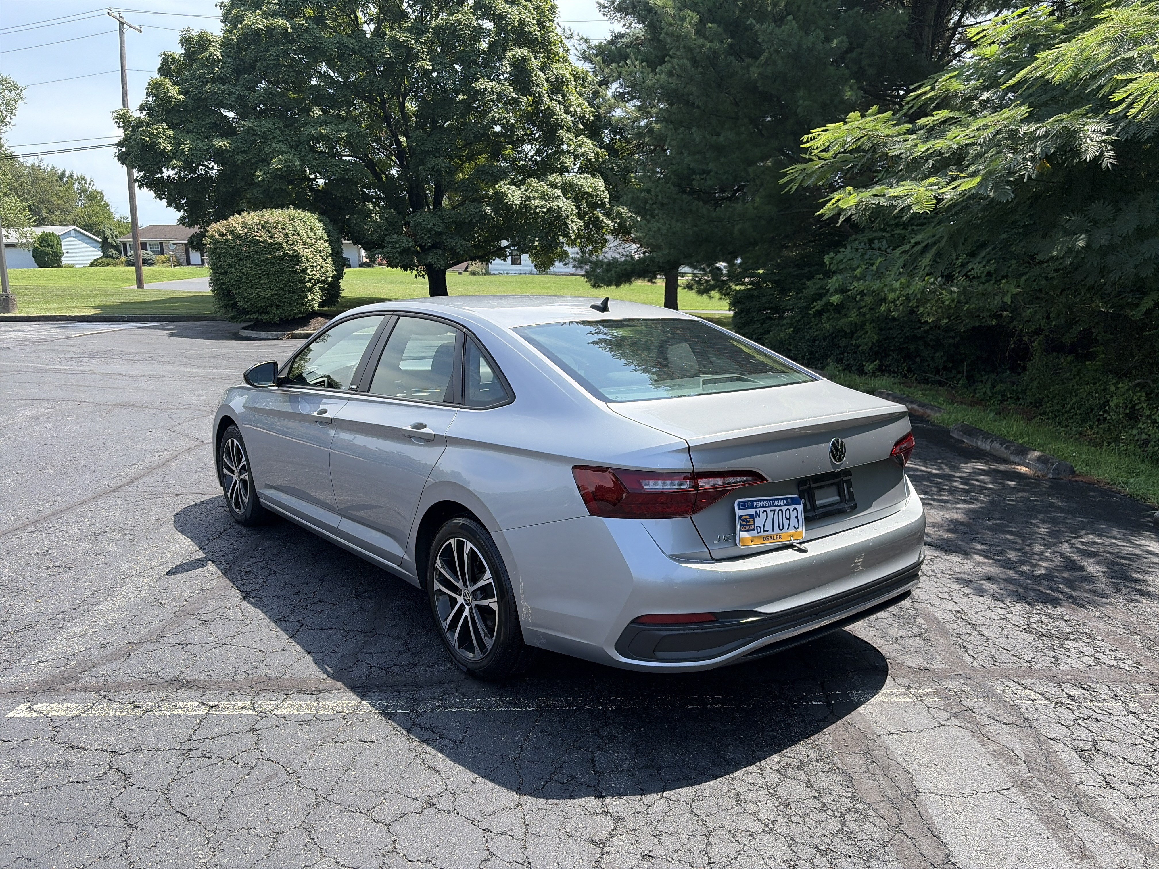 Used 2023 Volkswagen Jetta Sport FWD image 7
