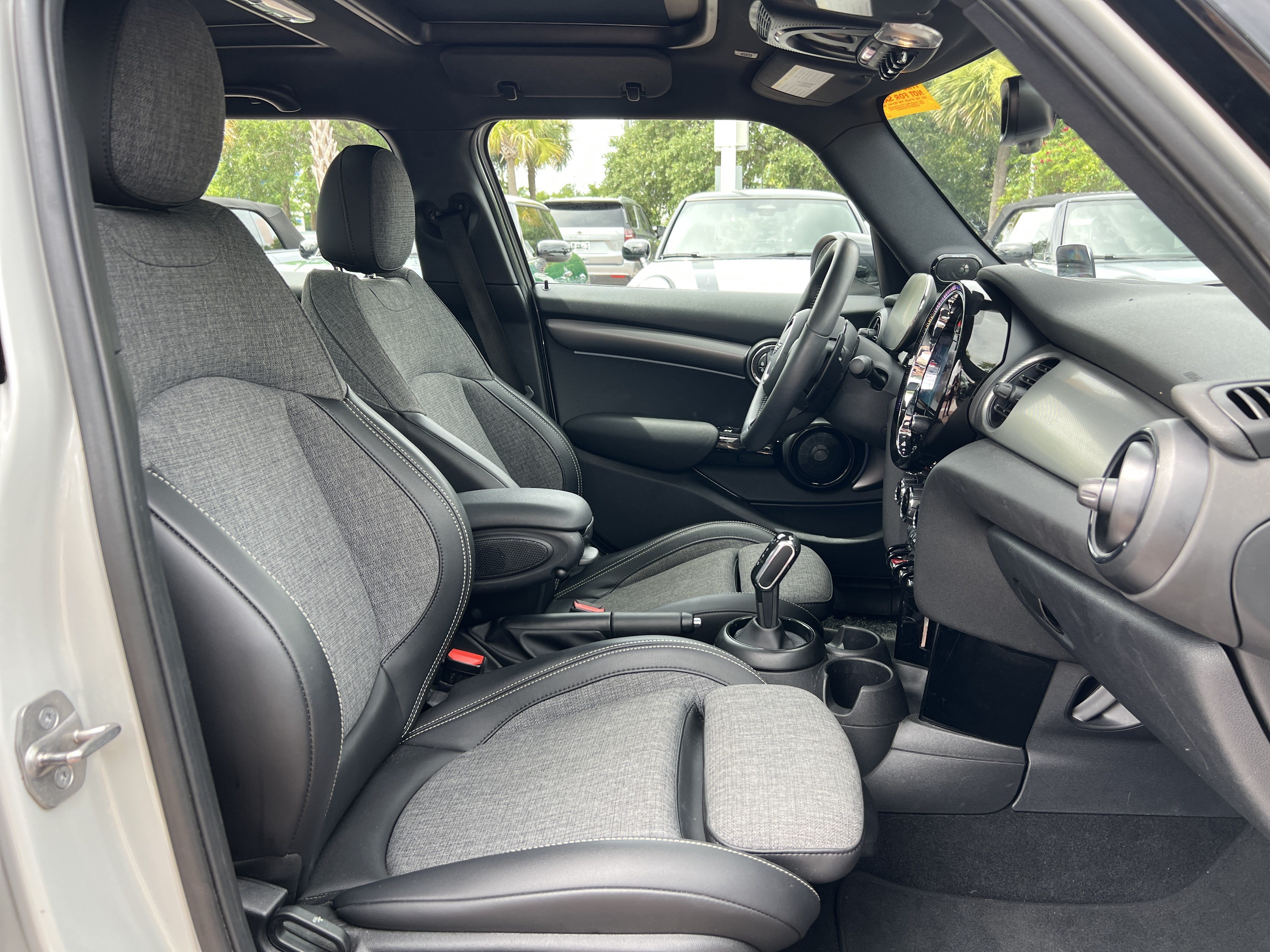 Used 2022 MINI Cooper S FWD image 33