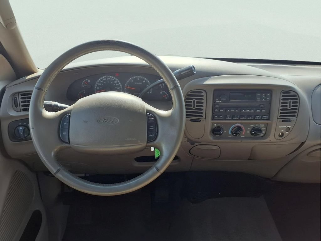 Used 2002 Ford F150 2WD SuperCab image 4