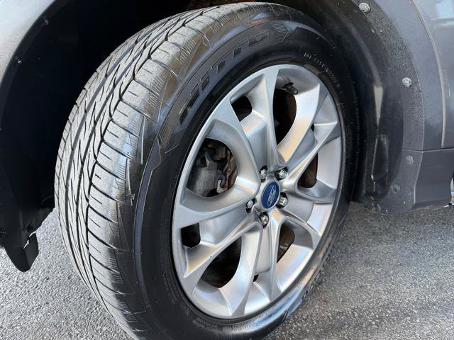 Used 2014 Ford Escape Titanium w/ Equipment Group 401A AWD/4WD image 7