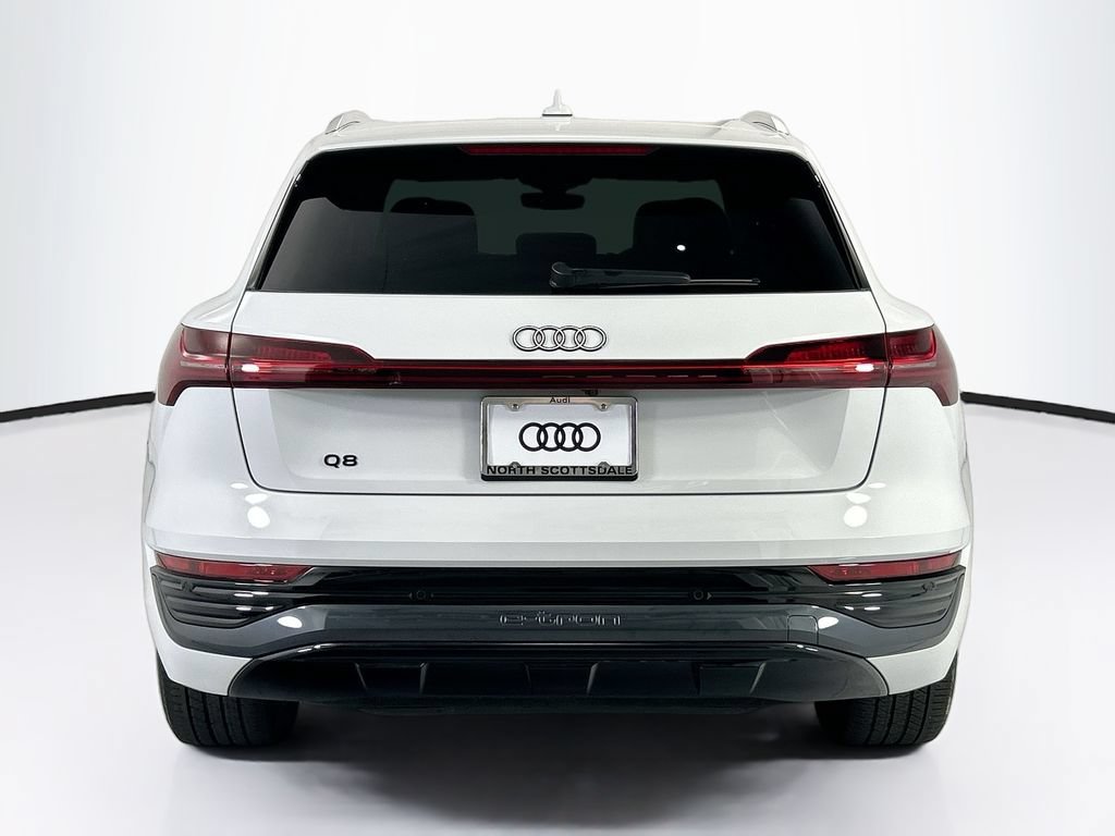 Certified 2024 Audi Q8 e-tron Premium Plus w/ Premium Plus Package AWD/4WD image 6