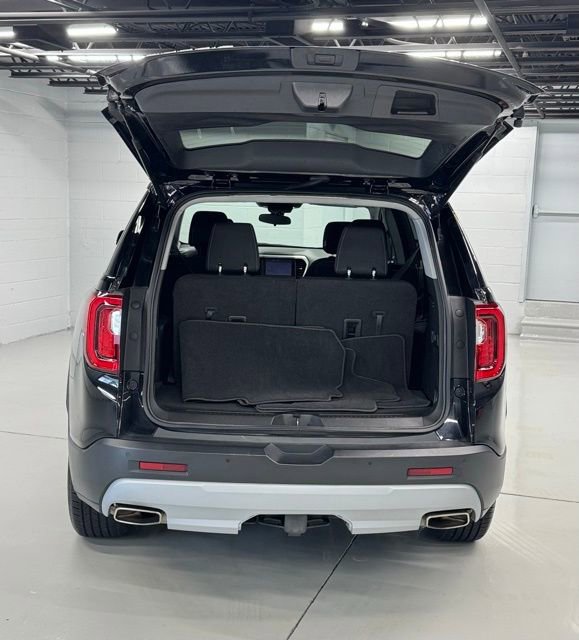 Used 2023 GMC Acadia SLE image 9