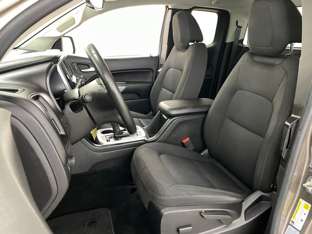 Used 2015 Chevrolet Colorado LT w/ LT Convenience Package RWD image 19