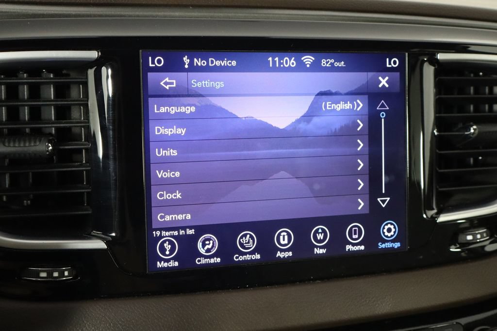Used 2019 Chrysler Pacifica Touring-L Plus w/ Advanced Safetytec Group FWD image 37
