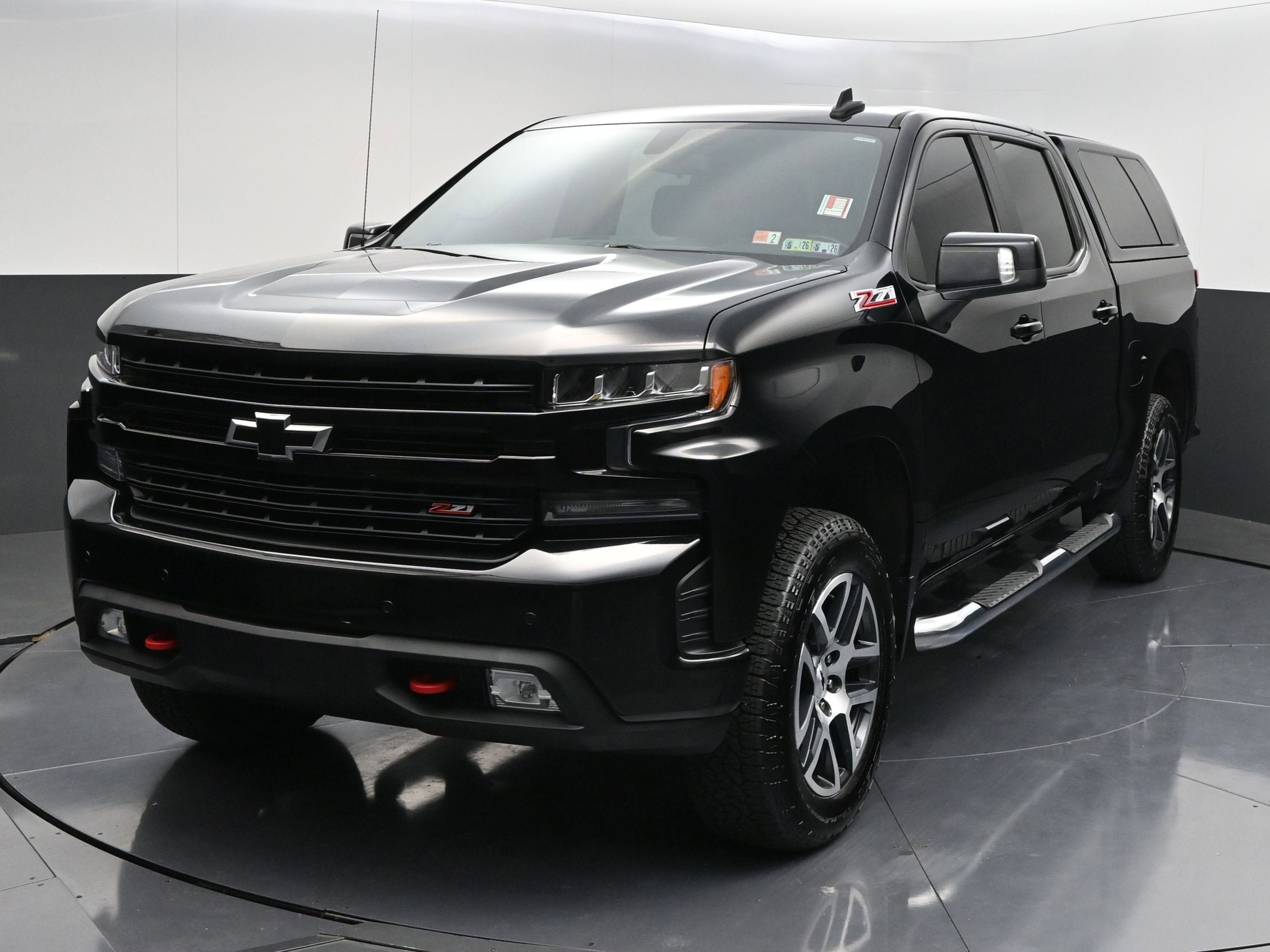 Used 2020 Chevrolet Silverado 1500 LT Trail Boss AWD/4WD image 3