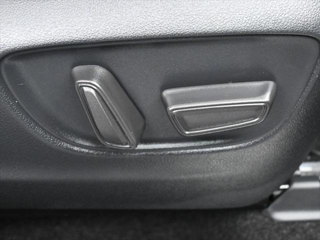 Certified 2026 Toyota Grand Highlander Platinum AWD/4WD image 41