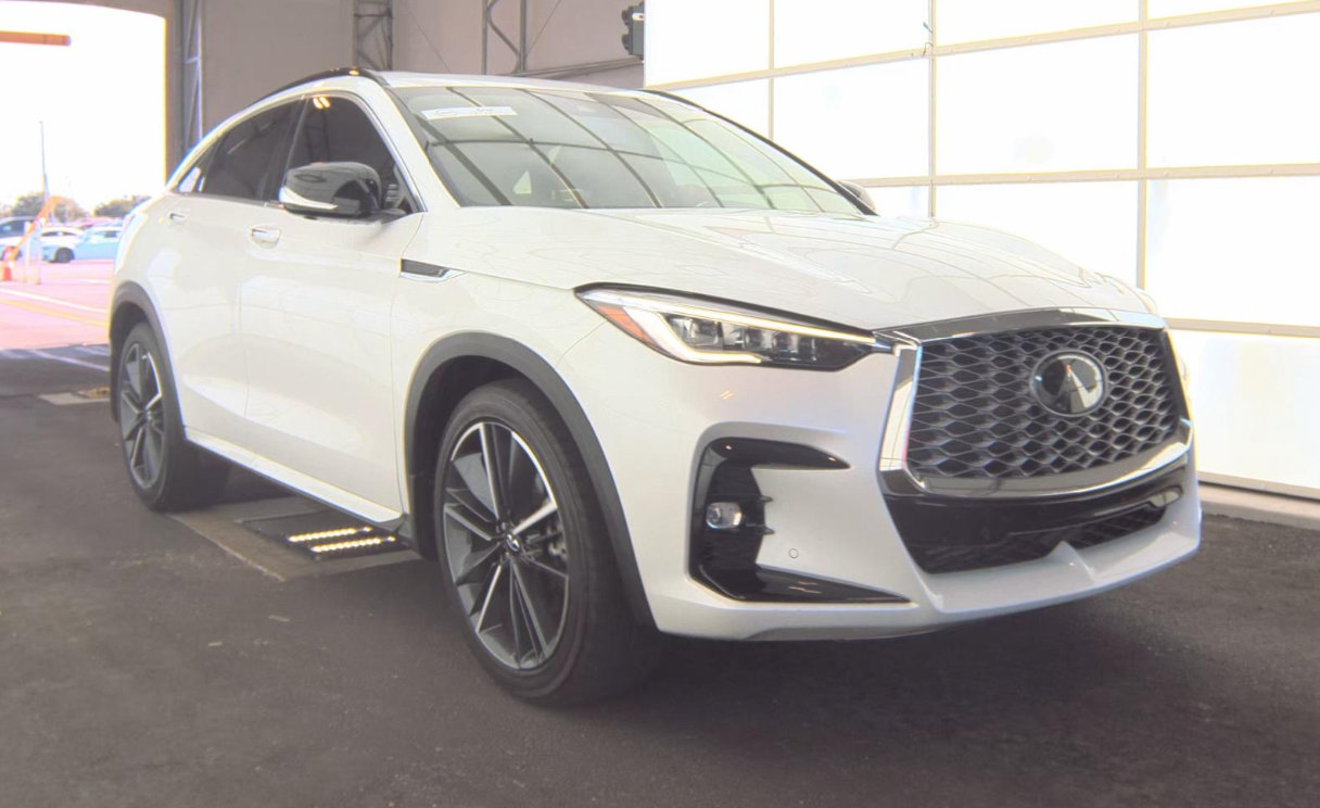 Certified 2023 INFINITI QX55 Sensory w/ Lighting Package AWD/4WD image 2