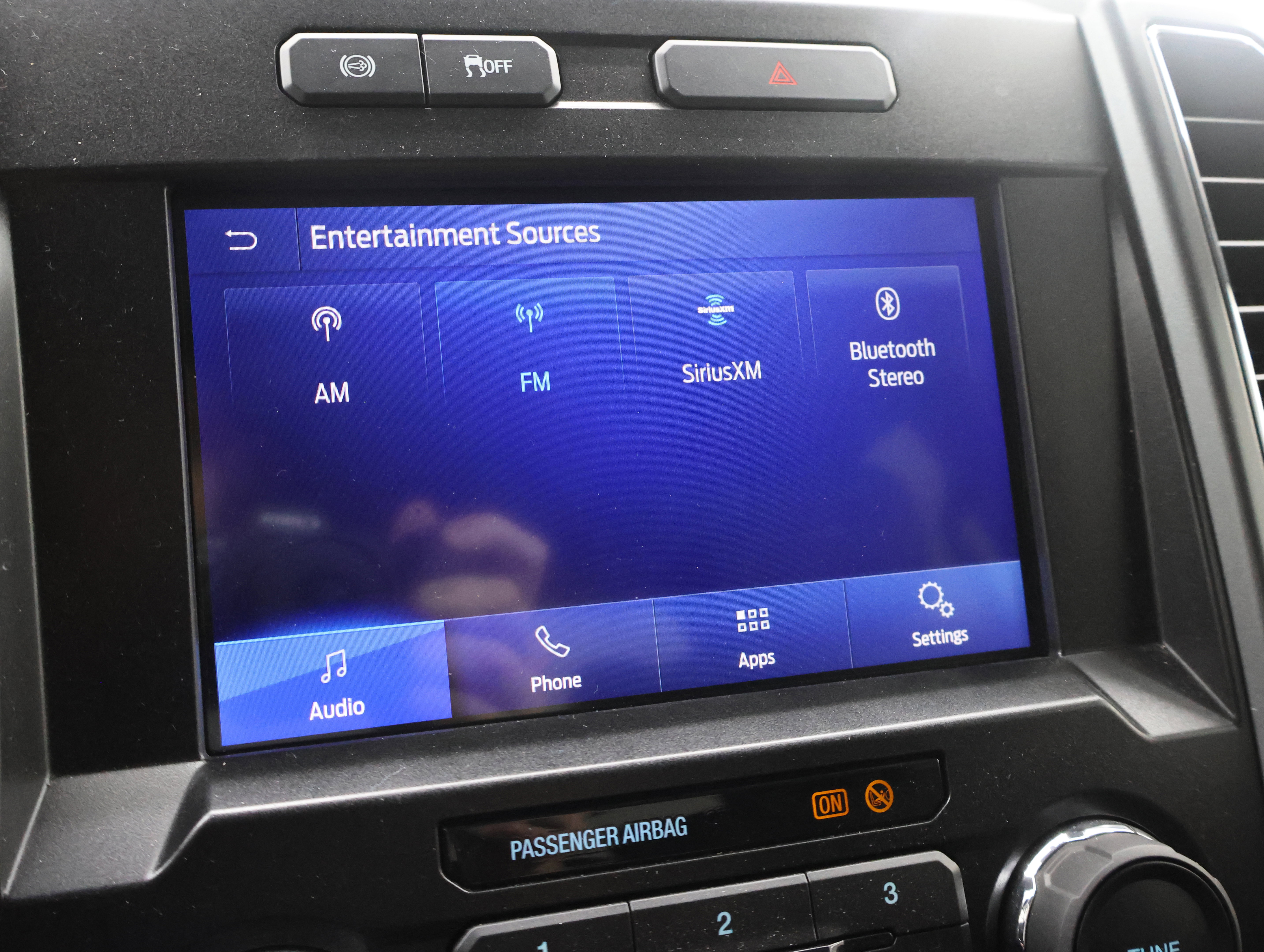 Used 2022 Ford F350 XLT w/ XLT Premium Package AWD/4WD image 49