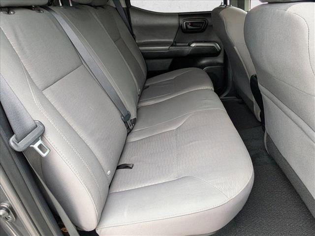 Used 2016 Toyota Tacoma SR5 w/ Towing Package image 19