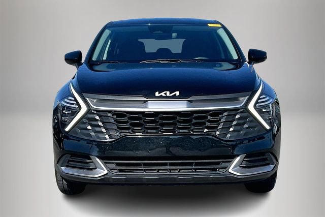Used 2024 Kia Sportage LX image 3