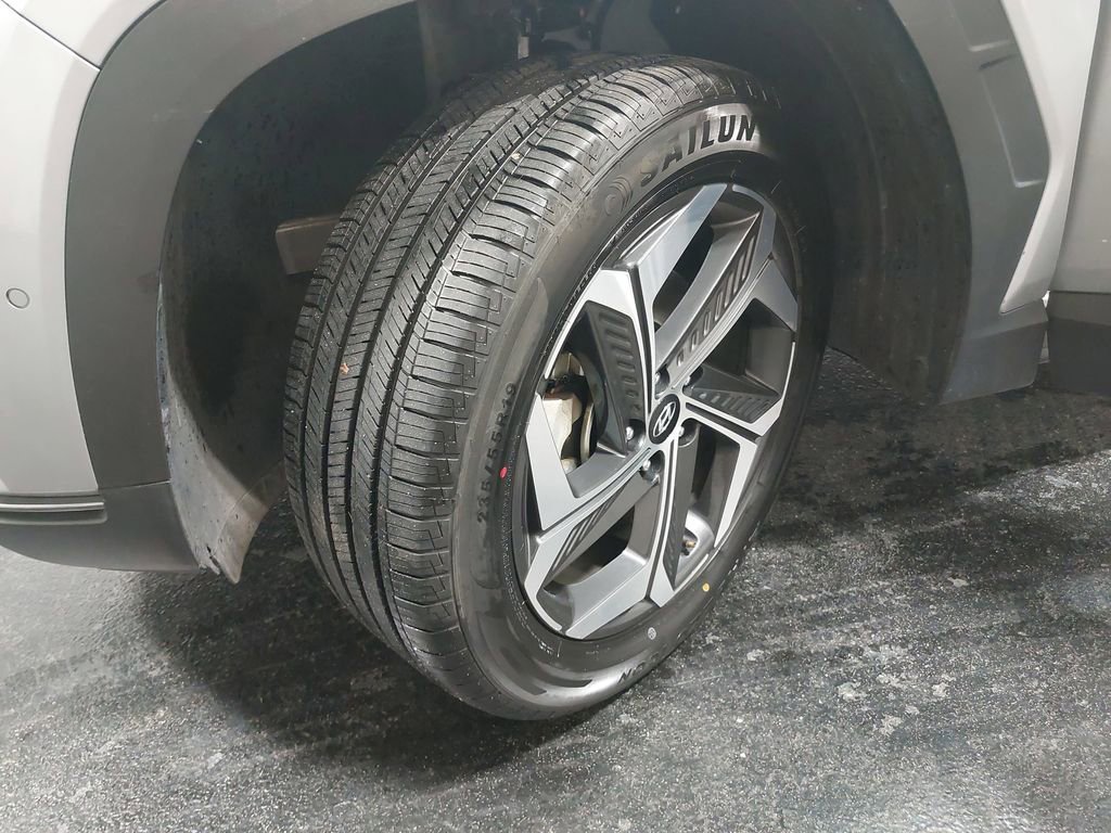 Used 2024 Hyundai Tucson Limited image 34