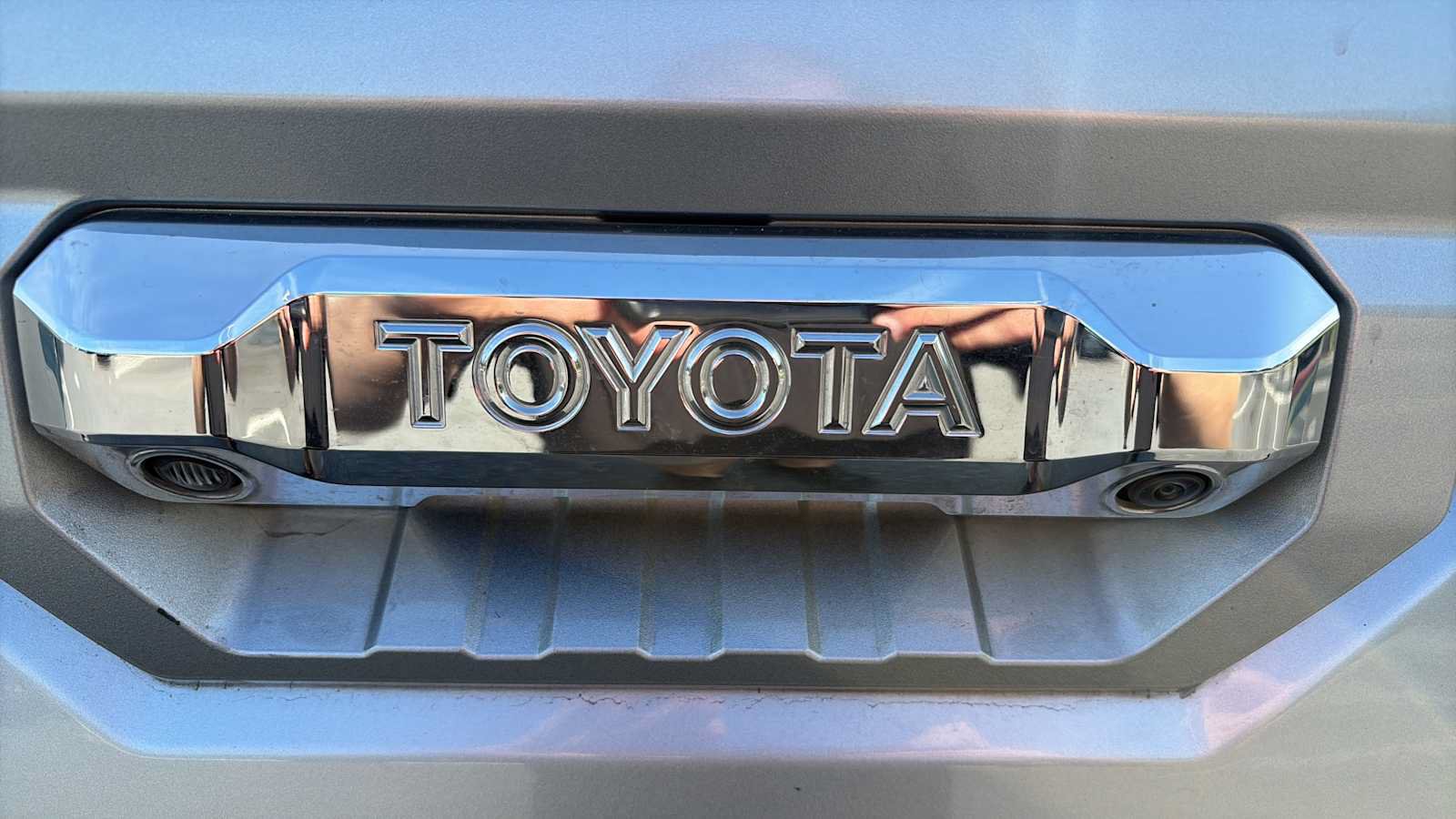 Used 2023 Toyota Tundra Limited w/ Power Package AWD/4WD image 30