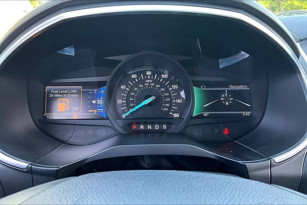 Used 2017 Ford Edge Titanium w/ Equipment Group 301A AWD/4WD image 13