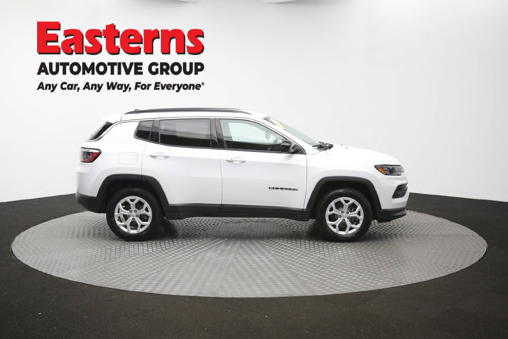 Used 2024 Jeep Compass Latitude AWD/4WD image 46