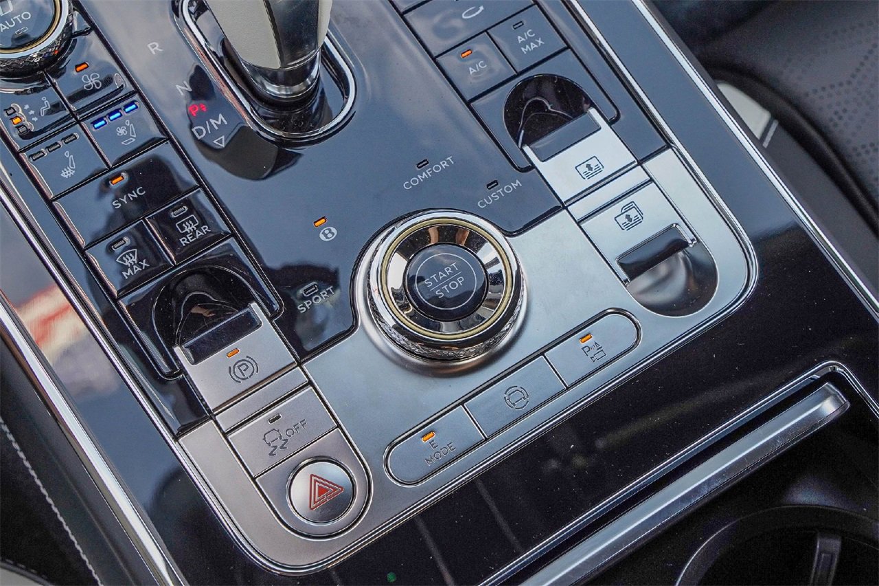 New 2026 Bentley Flying Spur Plug-In Hybrid image 29