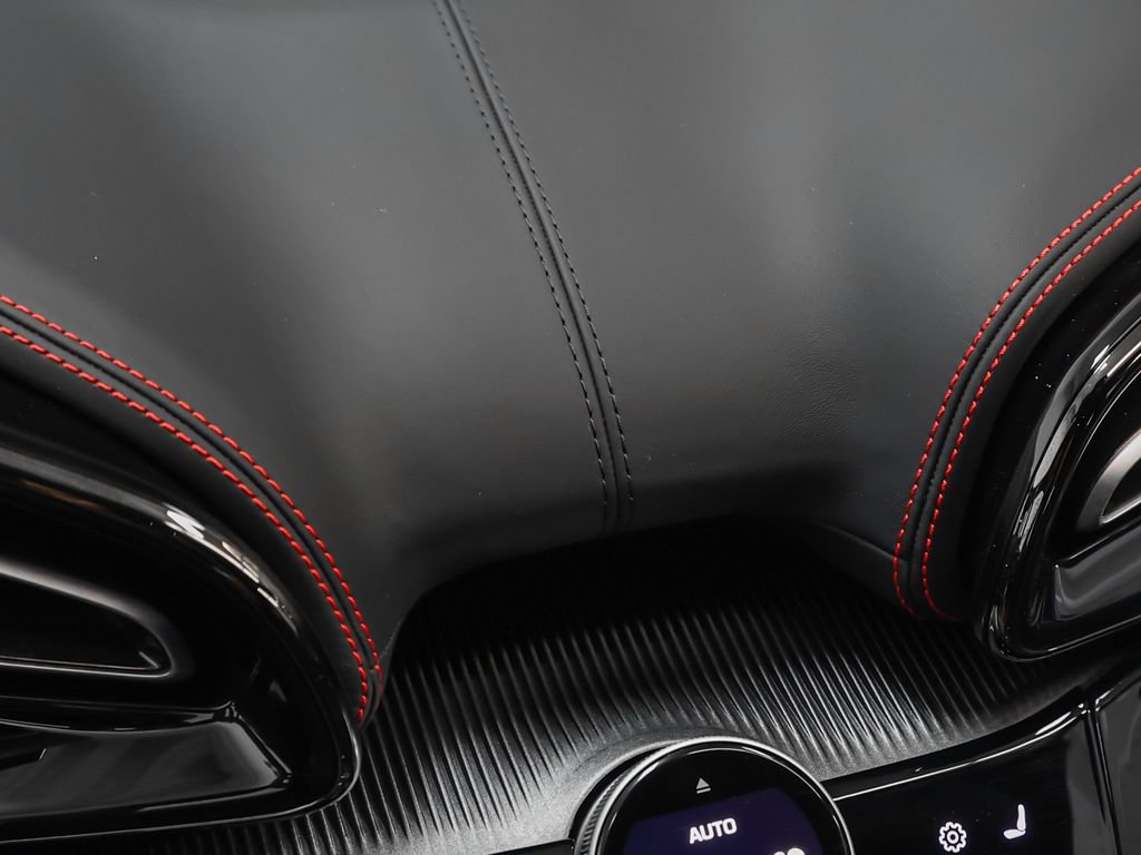 Certified 2025 Ferrari Purosangue AWD/4WD image 74
