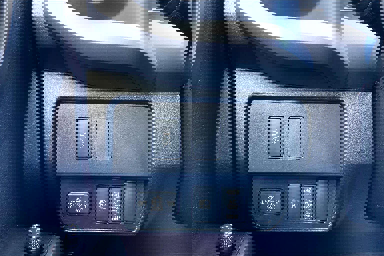 Used 2023 Toyota Tacoma TRD Off-Road image 36