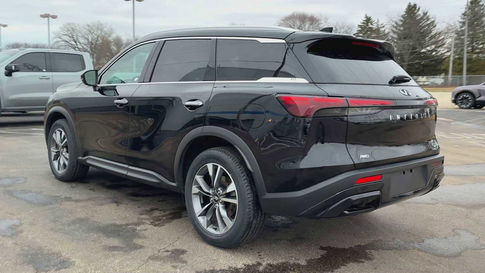 Used 2023 INFINITI QX60 Luxe image 4