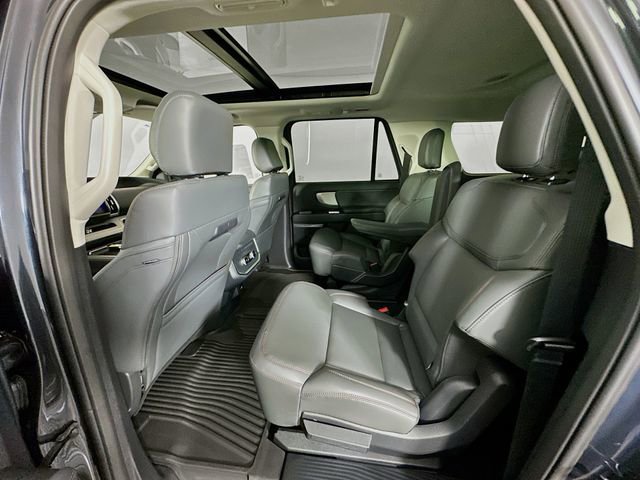 New 2025 Ford Expedition Max Active image 30