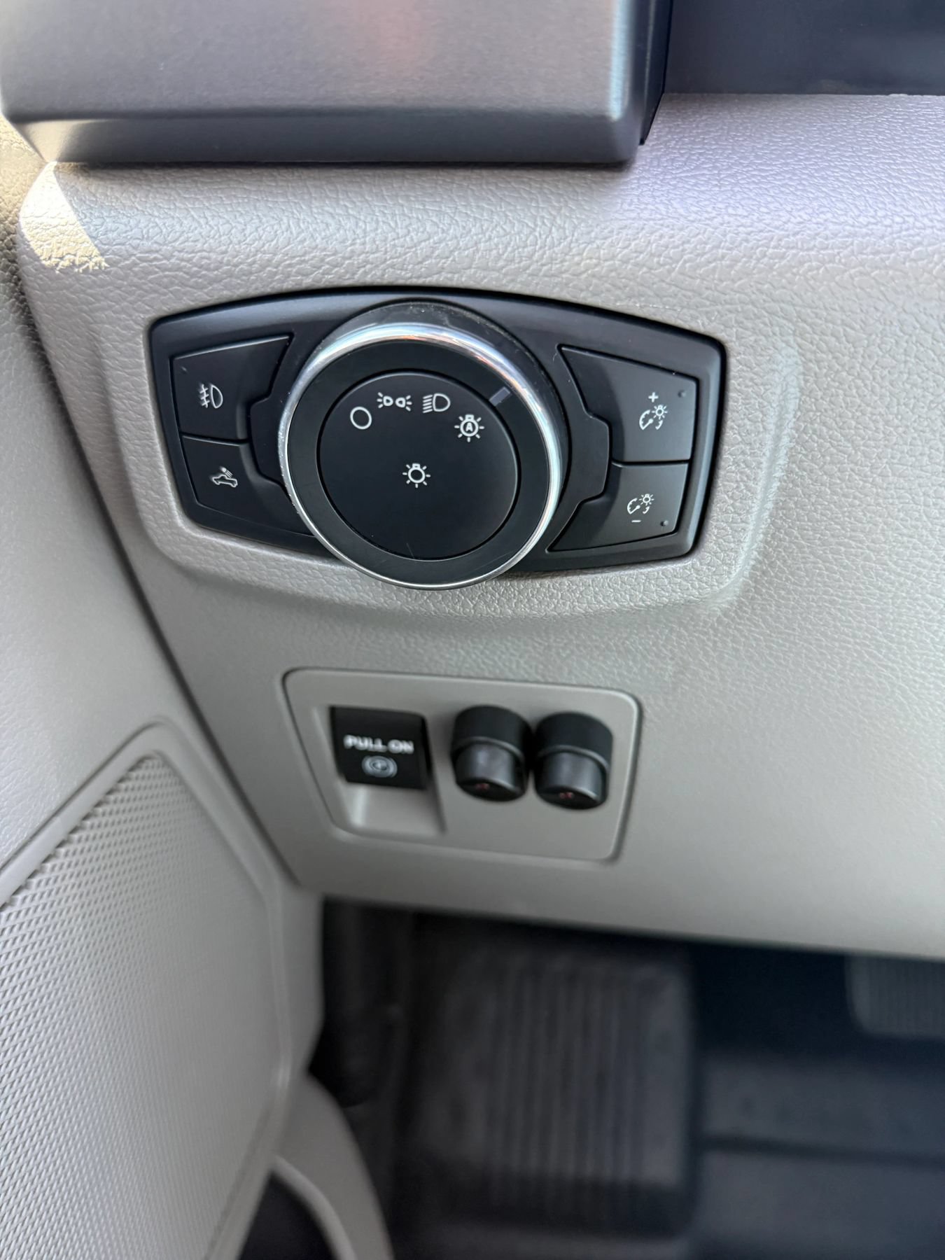 Used 2019 Ford F150 XLT w/ Max Trailer Tow Package AWD/4WD image 22
