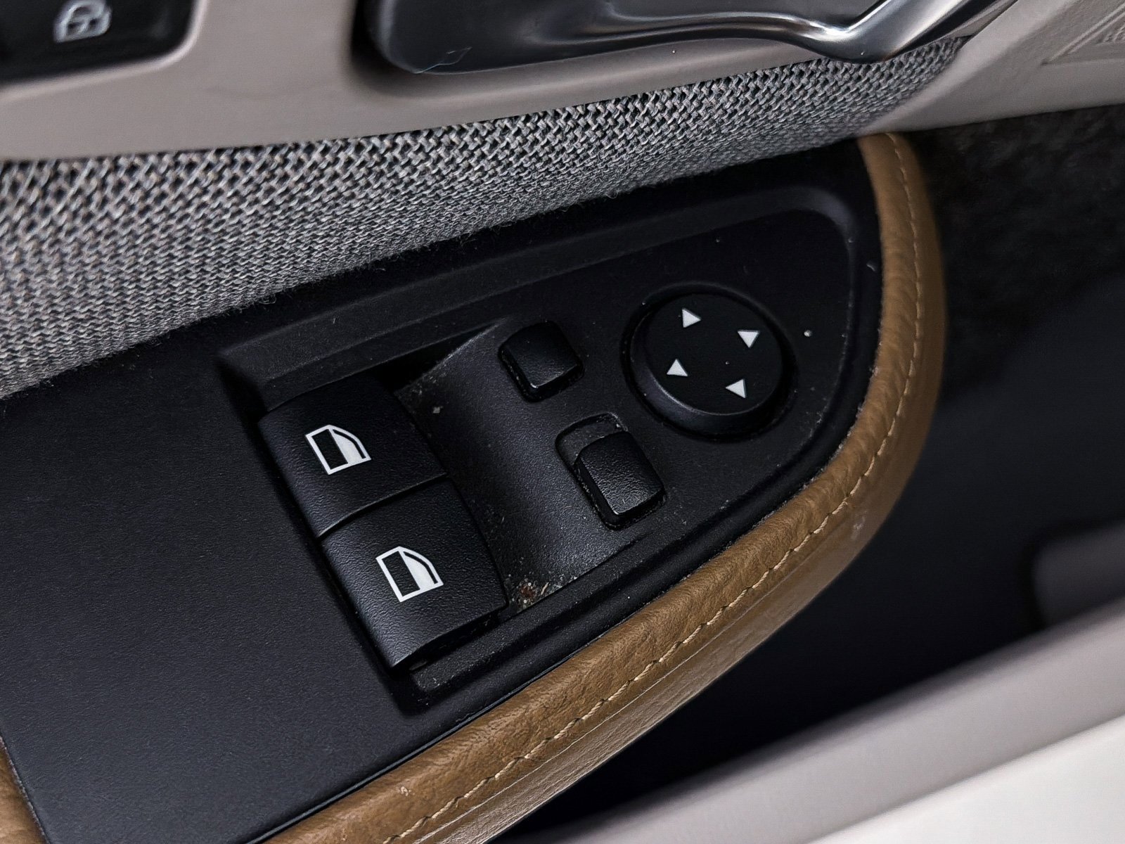 Used 2015 BMW i3 w/ Range Extender image 15