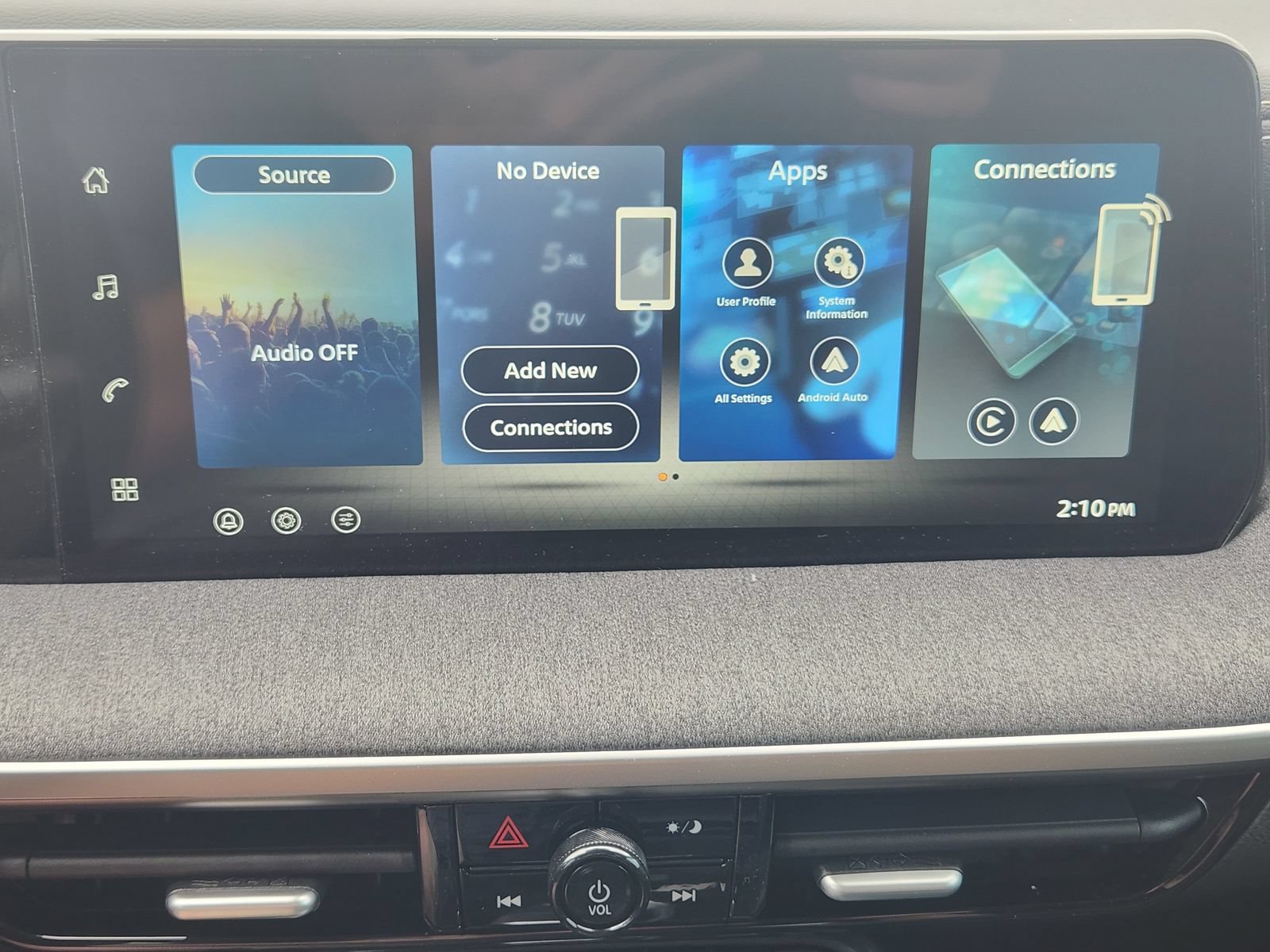 New 2026 Nissan Kicks SV w/ Charging Package FWD image 16