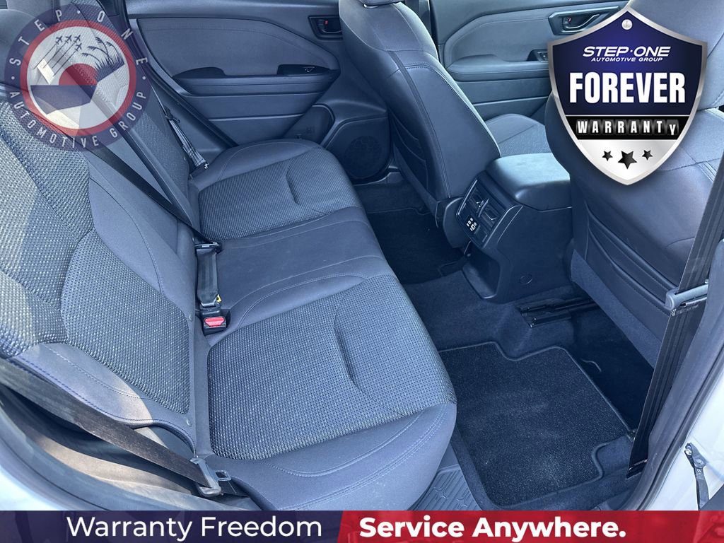 Used 2025 Subaru Forester Premium AWD/4WD image 33