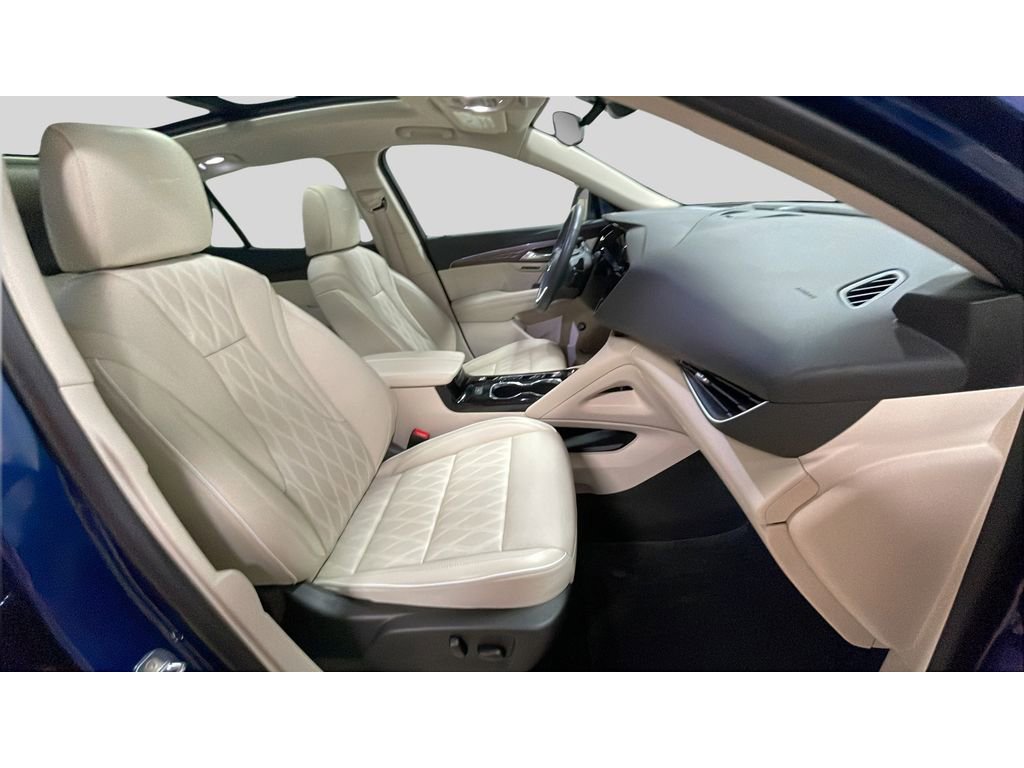 Used 2023 Buick Envision Avenir image 17