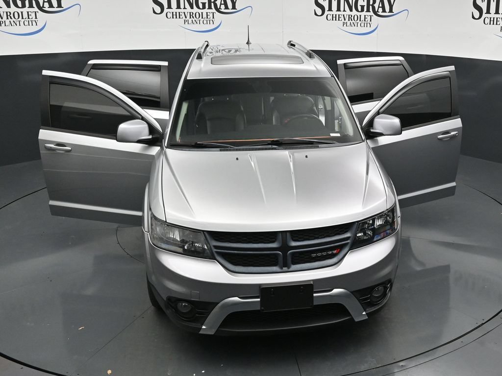 Used 2018 Dodge Journey Crossroad w/ Nav & Sun Group FWD image 25