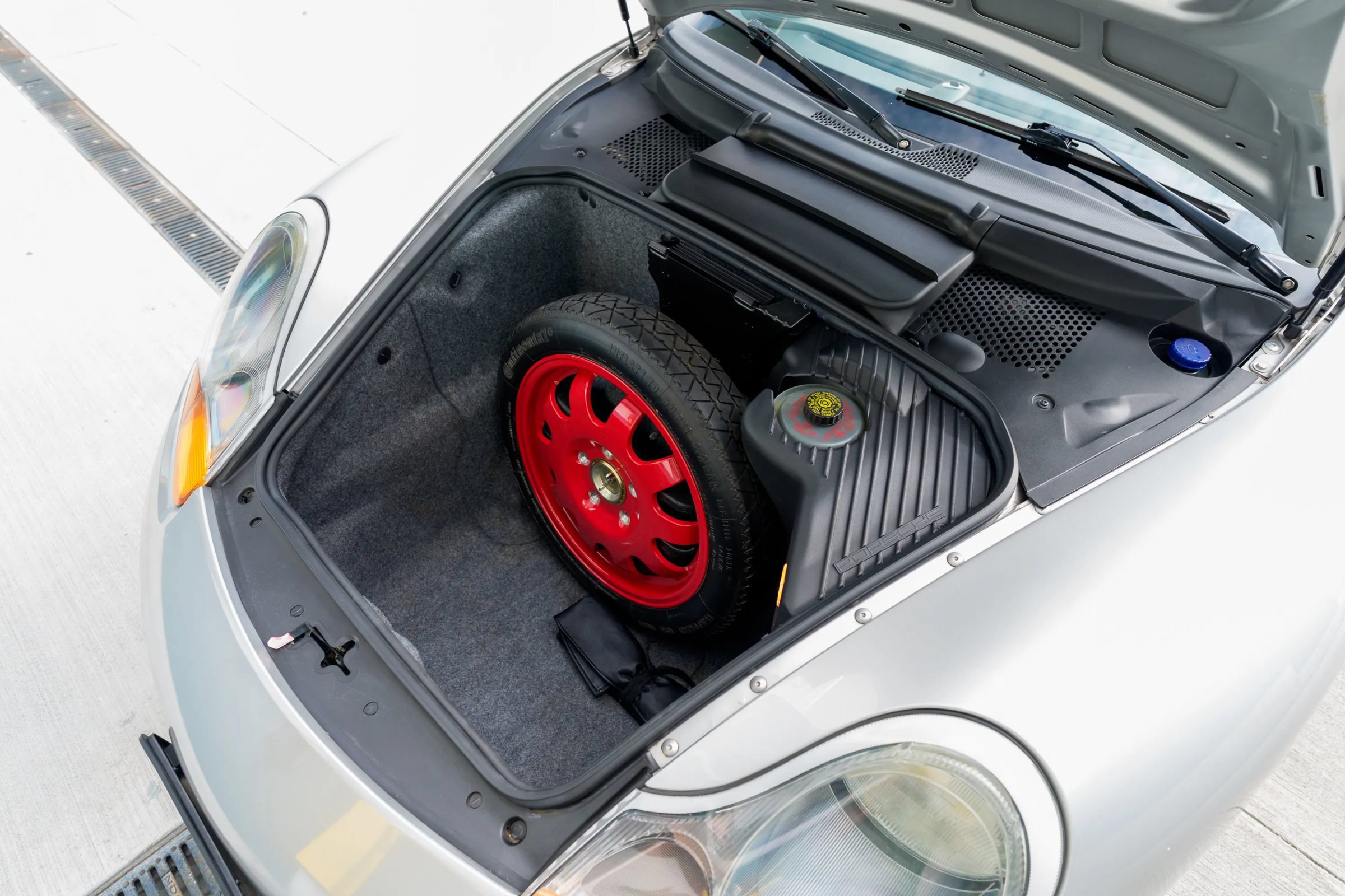 Used 1999 Porsche Boxster RWD image 57