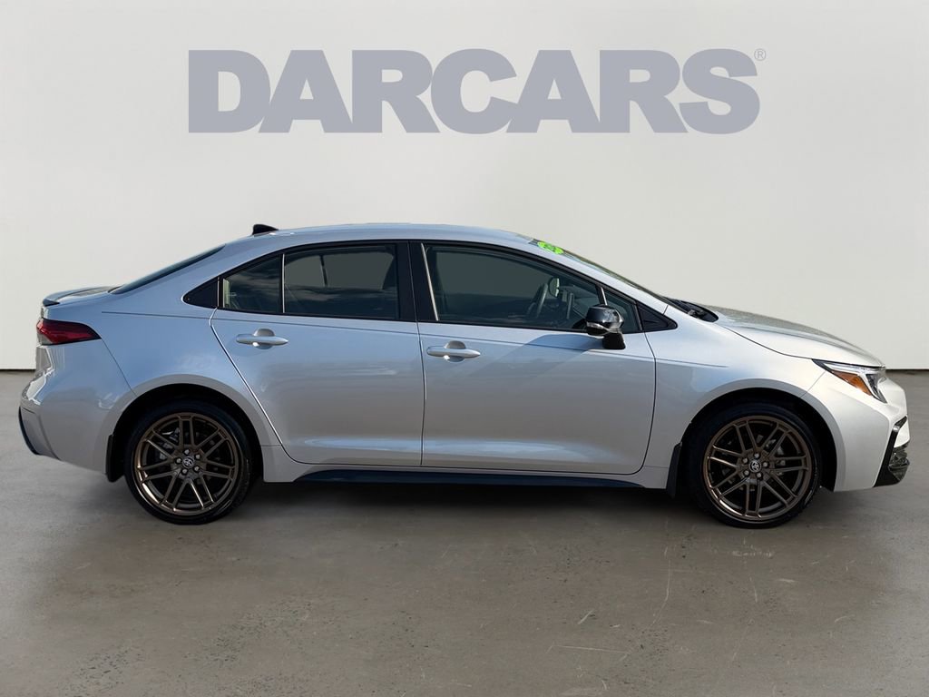 Used 2024 Toyota Corolla SE w/ Convenience Package FWD image 8
