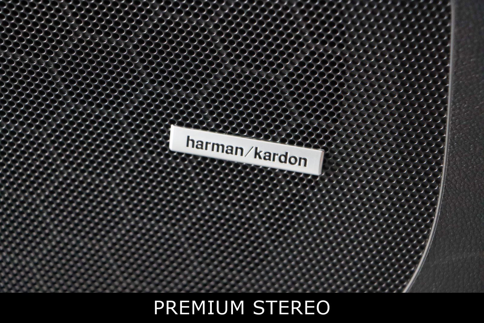 Used 2022 Subaru Ascent Limited w/ Technology Package image 25