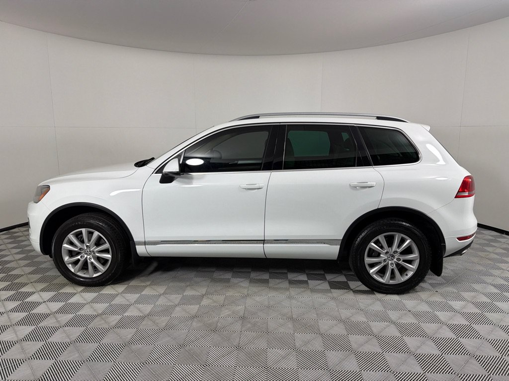 Used 2013 Volkswagen Touareg VR6 AWD/4WD image 8