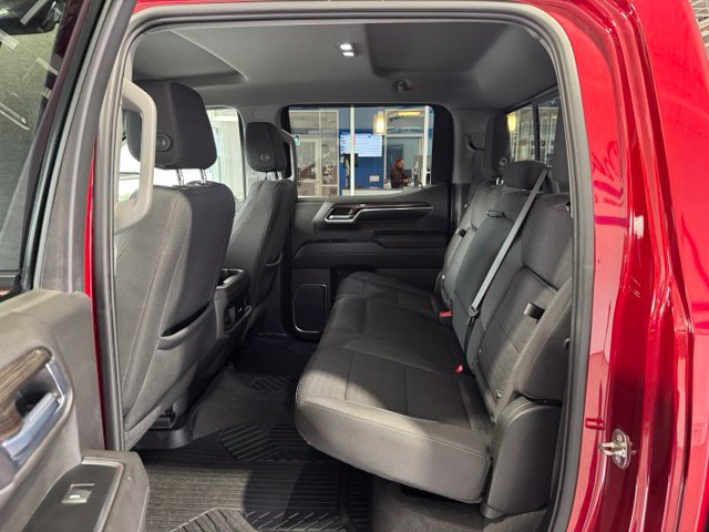 Used 2022 Chevrolet Silverado 1500 LT Trail Boss w/ Convenience Package II AWD/4WD image 8