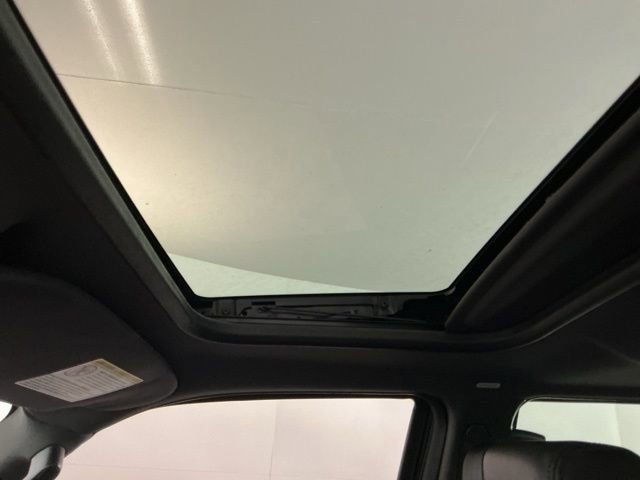 Used 2011 Lincoln Navigator Ultimate image 15