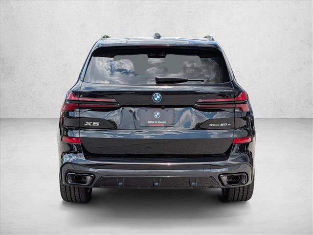 New 2026 BMW X5 xDrive50e w/ M Sport Package AWD/4WD image 8