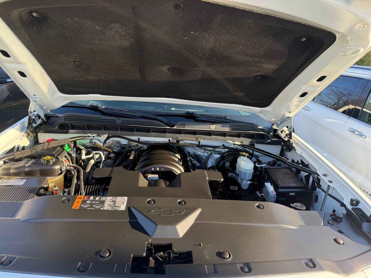 Used 2018 Chevrolet Silverado 1500 Custom w/ Custom Value Package image 15