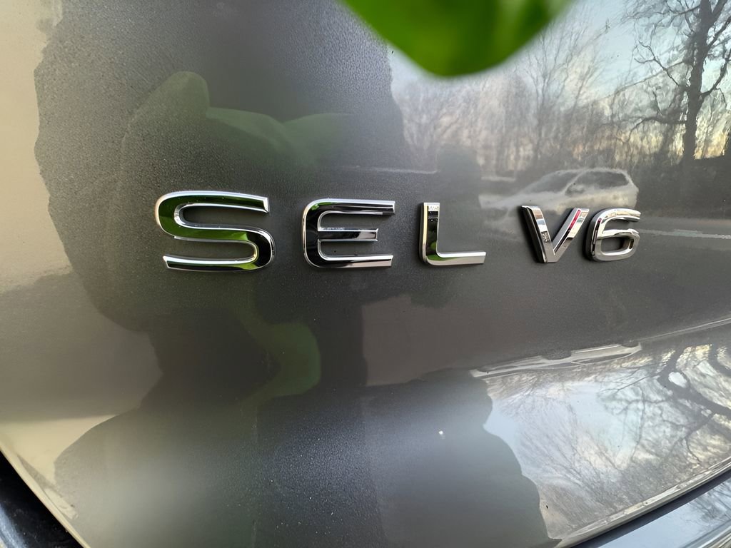 Used 2021 Volkswagen Atlas Cross Sport SEL image 29