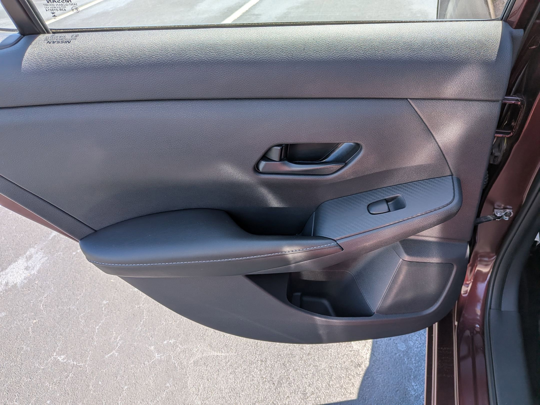 Used 2025 Nissan Sentra SV FWD image 27