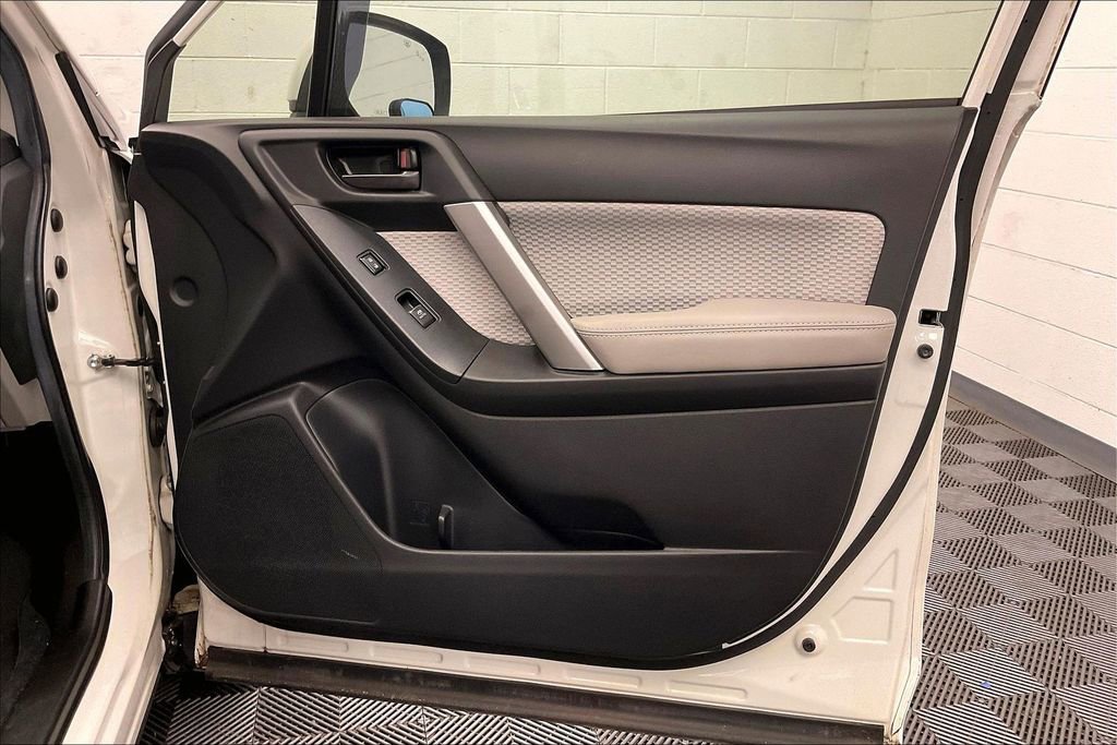 Used 2018 Subaru Forester 2.5i Premium image 25