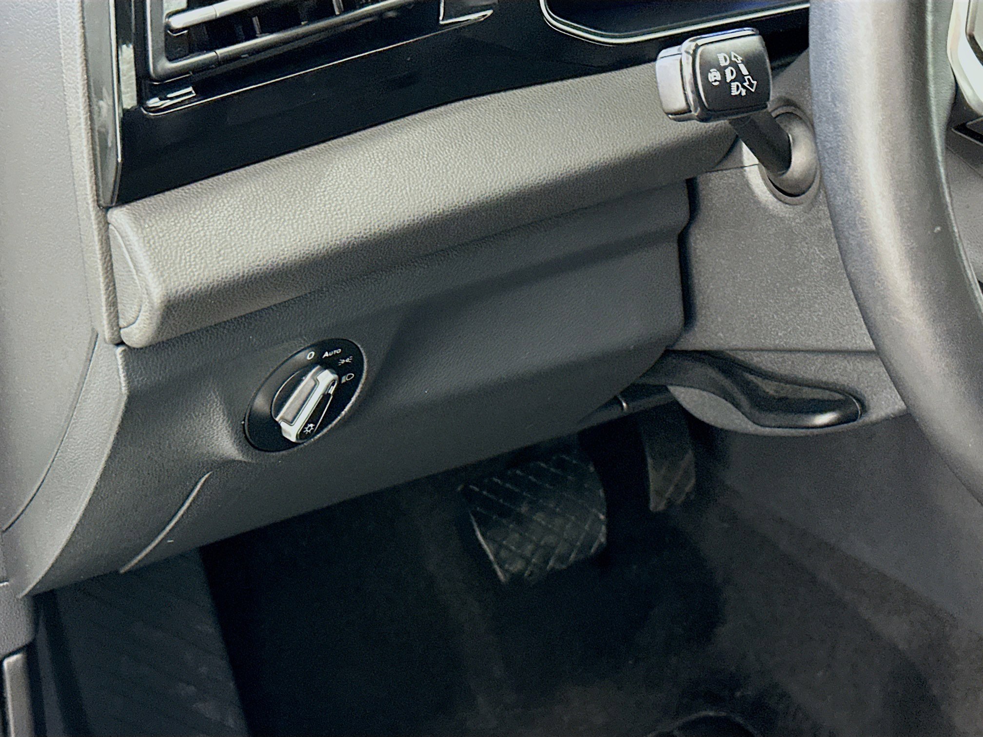 Used 2025 Volkswagen Jetta S image 17