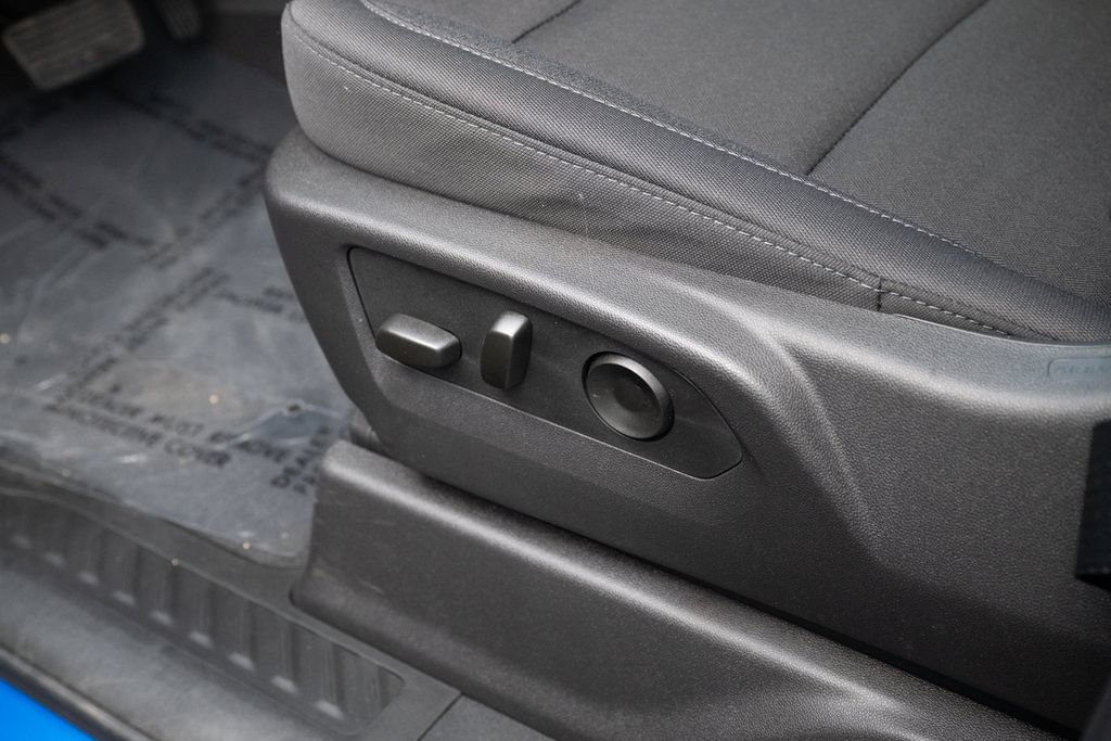 Used 2025 Chevrolet Silverado 1500 Custom AWD/4WD image 18