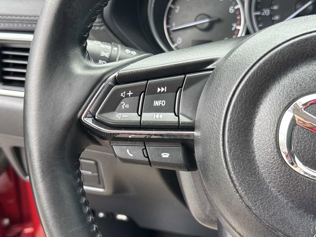 Used 2018 MAZDA CX-5 Touring w/ Preferred Equipment Package FWD image 43