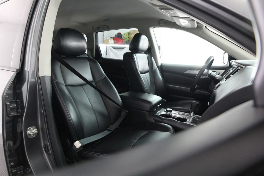 Used 2020 Nissan Pathfinder SL AWD/4WD image 61